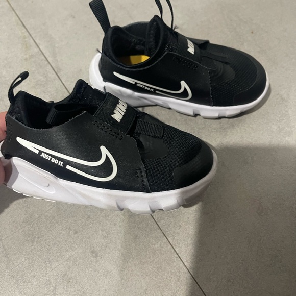 Toddler Nike Flex- size 7 - Picture 5 of 5